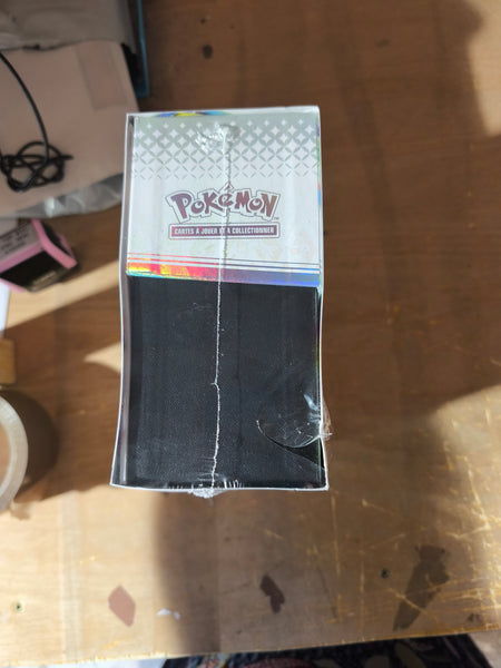 Pokémon : Coffret Dresseur d'Elite Evolutions Prismatiques (LIVRAISON GRATUITE)Attention produit emballage abimé